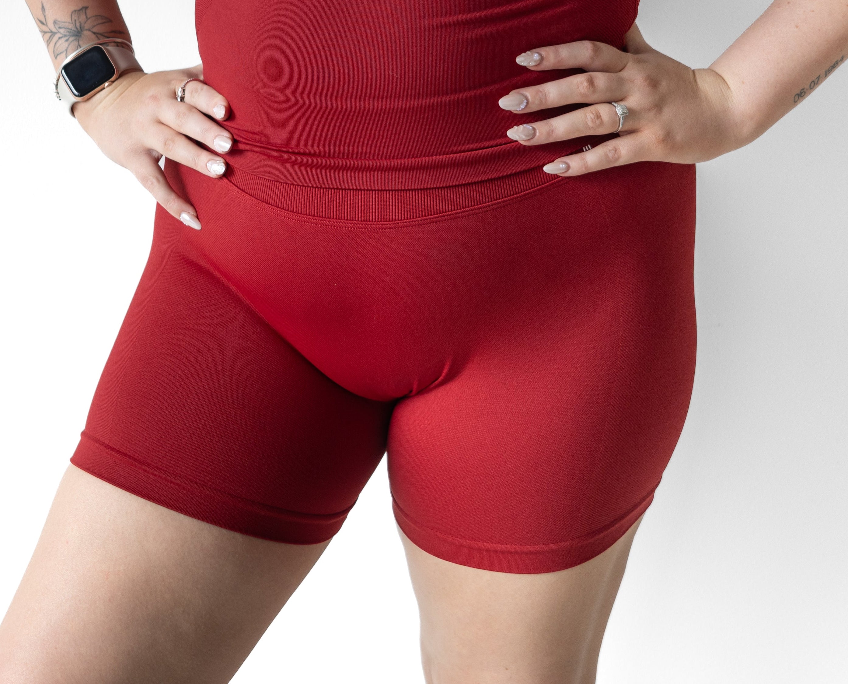 SV Scrunch Short