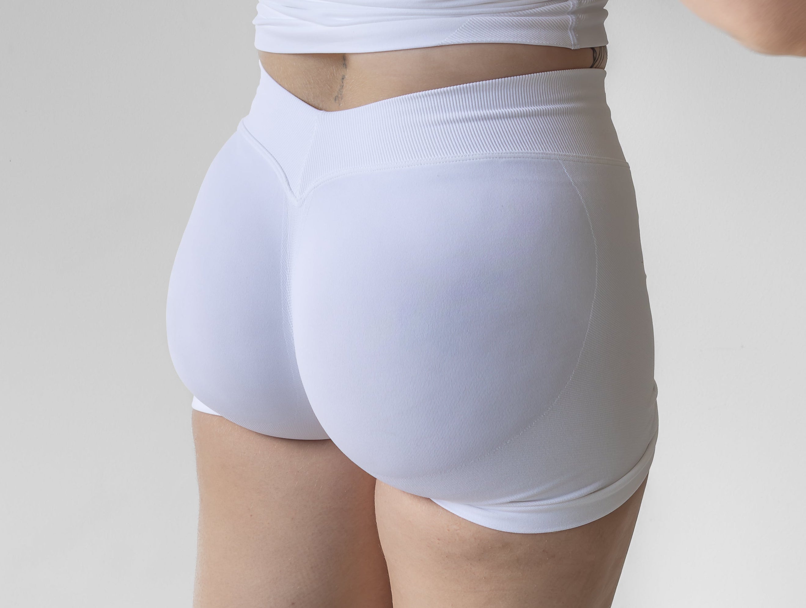 SV Scrunch Short